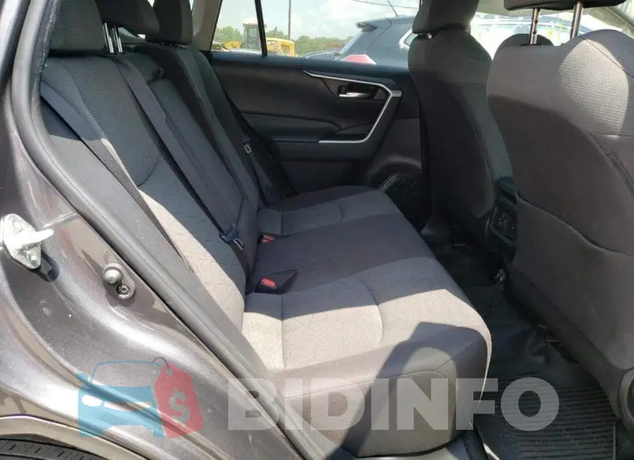 2T3P1RFV7NW259977 Photo# 11
