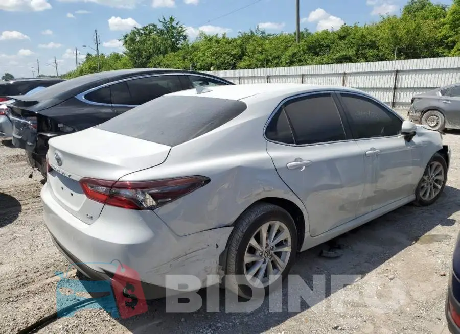 4T1C11AK8PU146483 Photo# 3