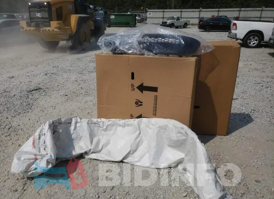 5YFDPMAE2NP278927 Photo# 12