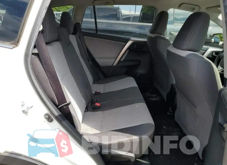 JTMZFREV6FJ048278 Photo# 11