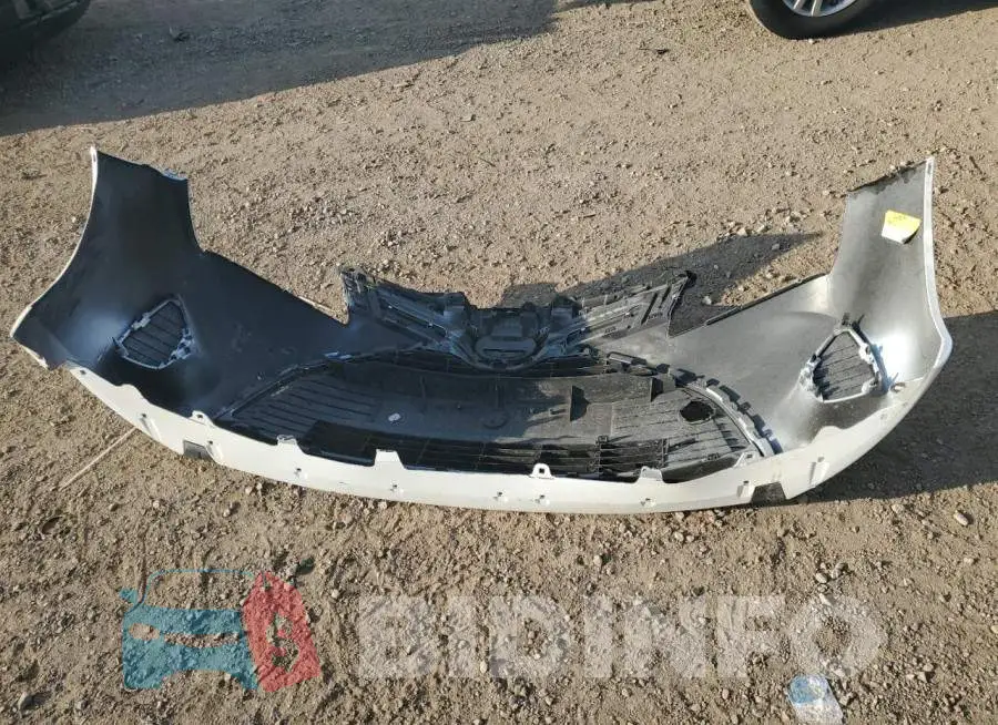 VNKKTUD35FA042069 Photo# 12