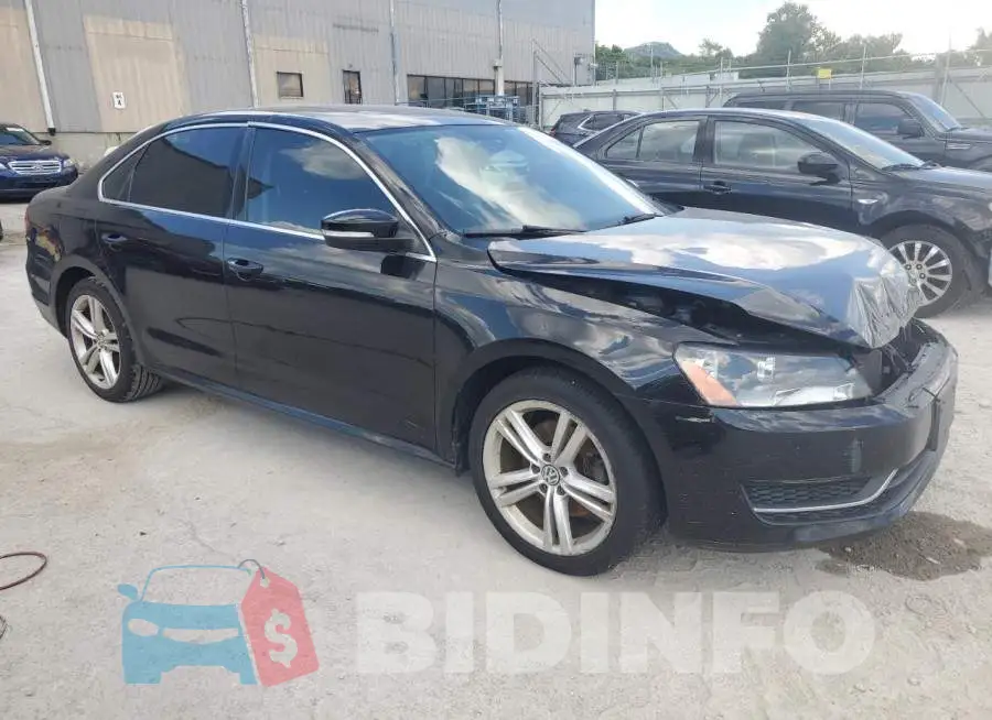 1VWBS7A33EC060135 Photo# 4