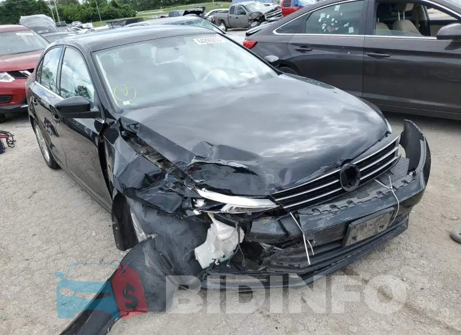 3VW2B7AJXHM351653 Photo# 4