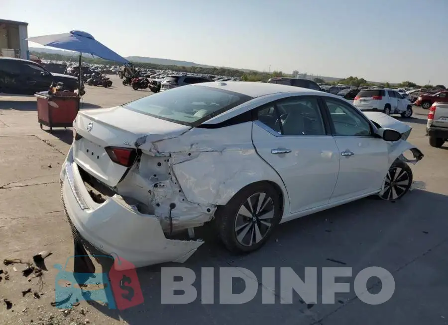 1N4BL4EV7MN314819 Photo# 3