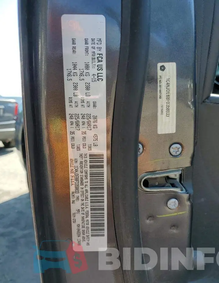 1C4NJDEB8FD358033 Photo# 13