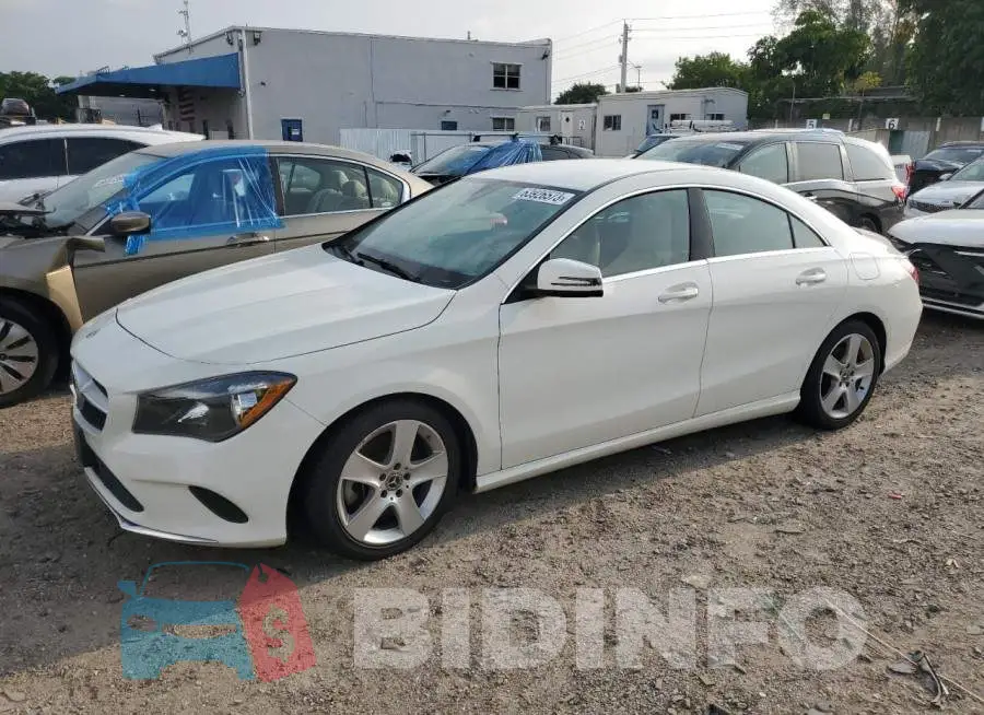 WDDSJ4EB4JN615278 Photo# 1