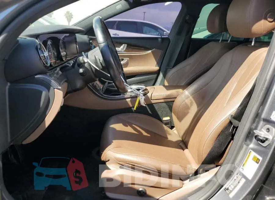 WDDZF4JB9KA657573 Photo# 7