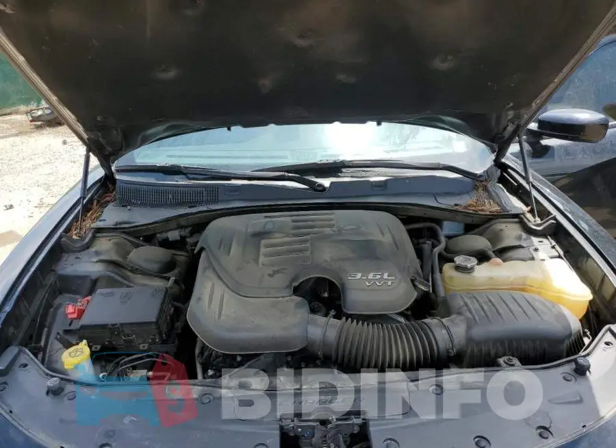 2C3CDXBGXKH658092 Photo# 11