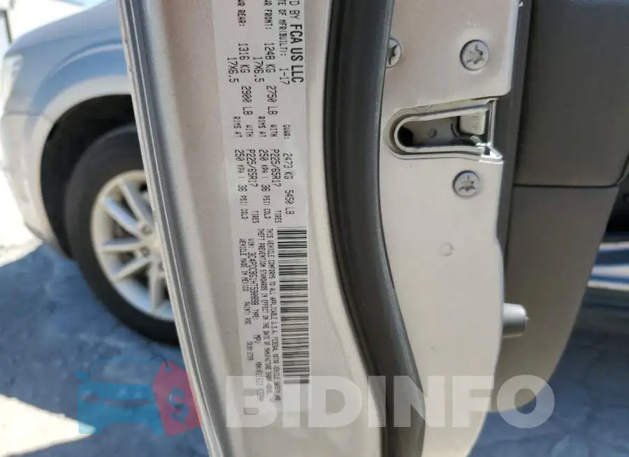 3C4PDCBG1HT590898 Photo# 12