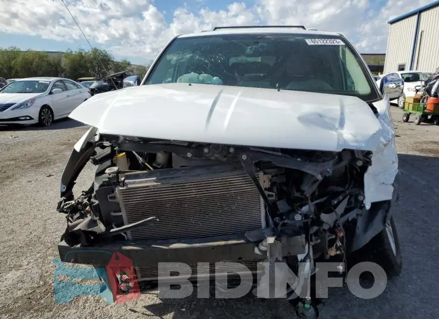2C4RC1CG4ER180139 Photo# 5