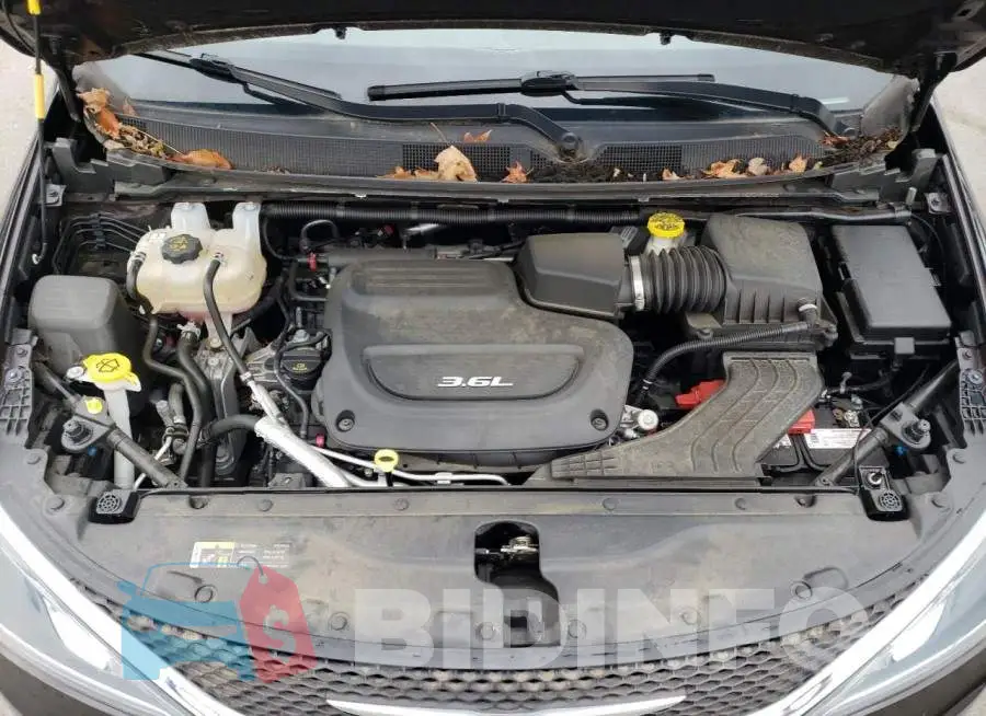 2C4RC1EG0HR735153 Photo# 12
