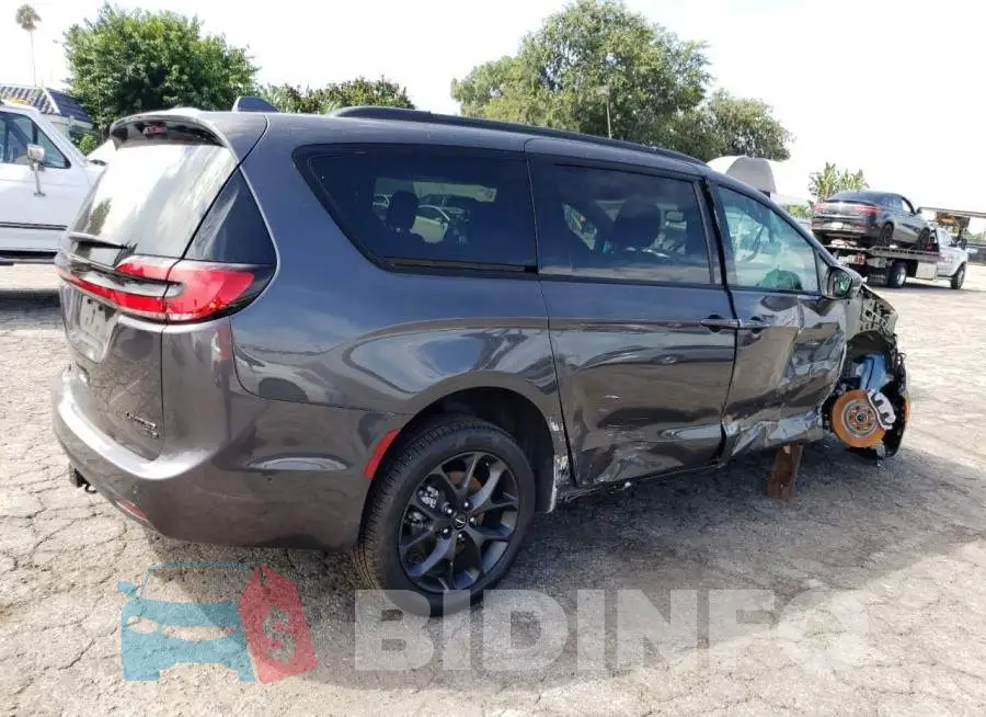 2C4RC3GG5NR201392 Photo# 3