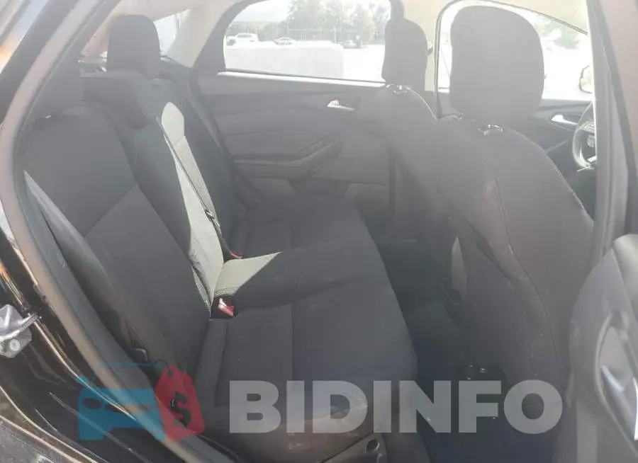 1FADP3F24FL230015 Photo# 10