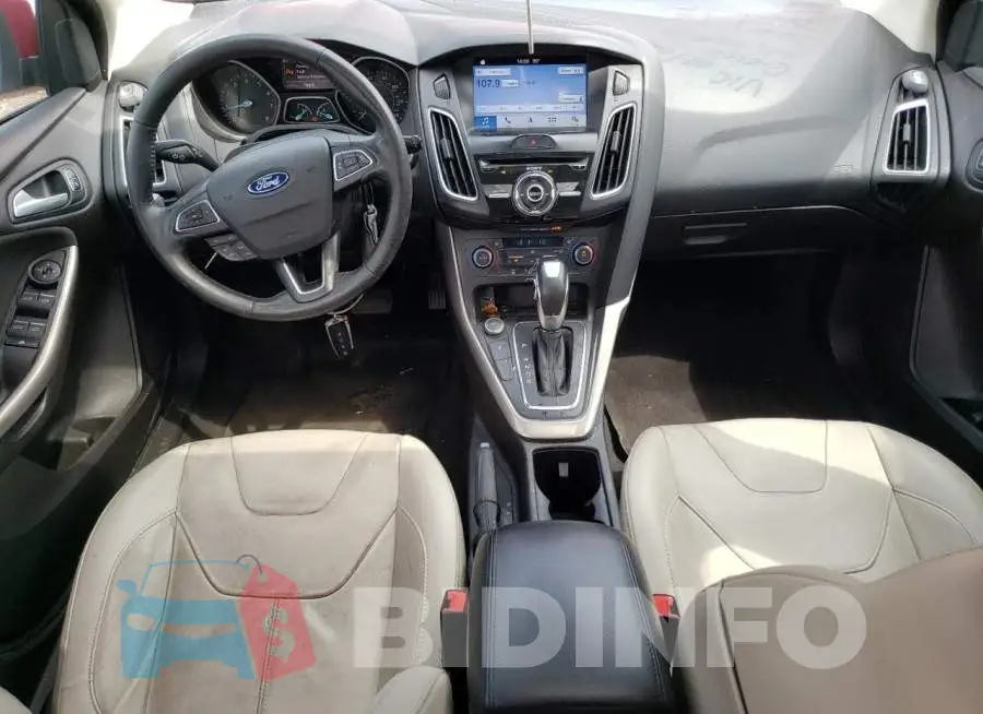 1FADP3N24HL272415 Photo# 8