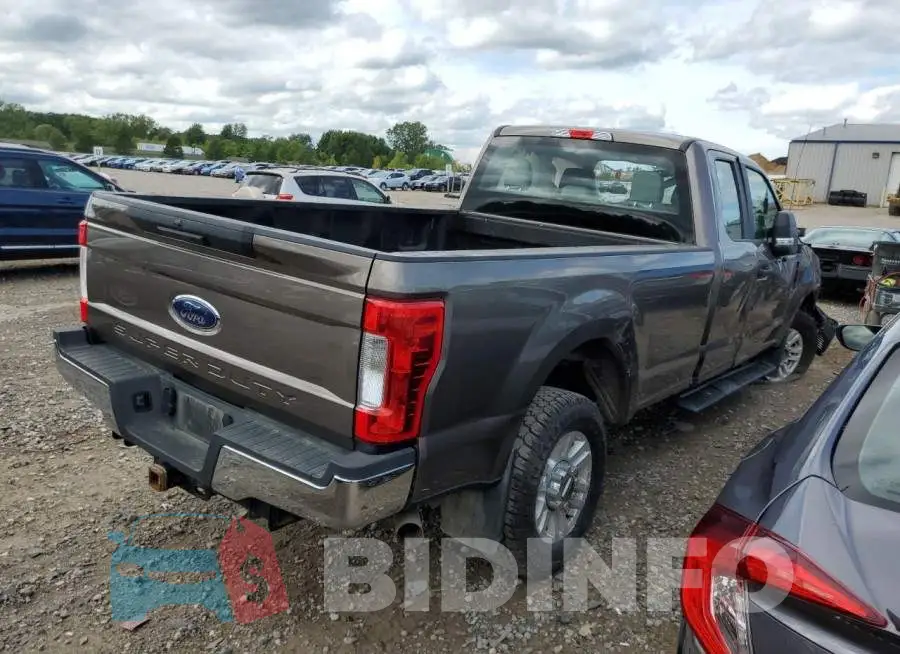 1FT7X2B67KEF86516 Photo# 3
