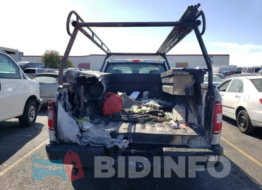 1FTMF1CB2JKD25984 Photo# 6