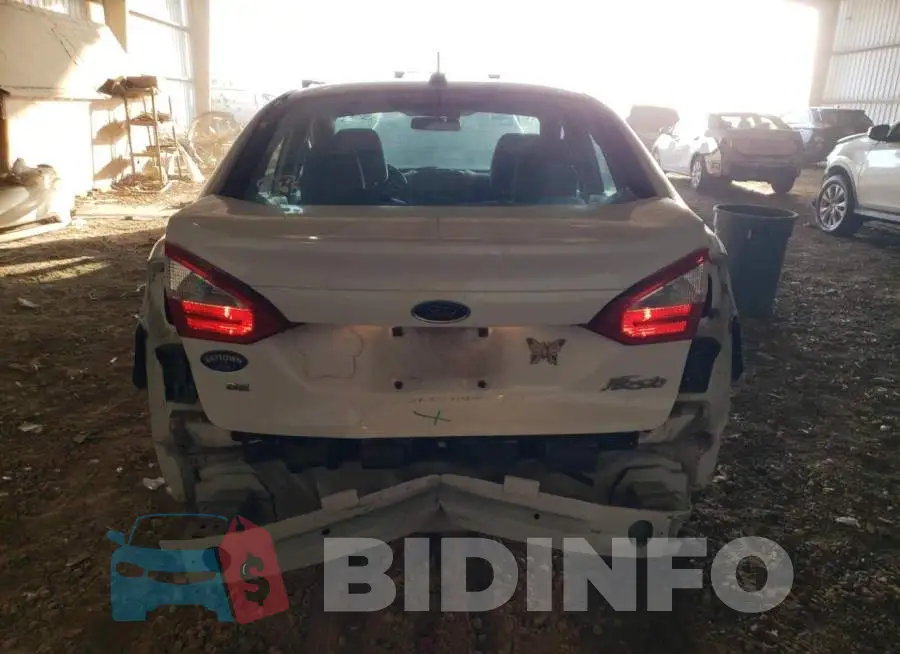 3FADP4BJXFM123374 Photo# 6