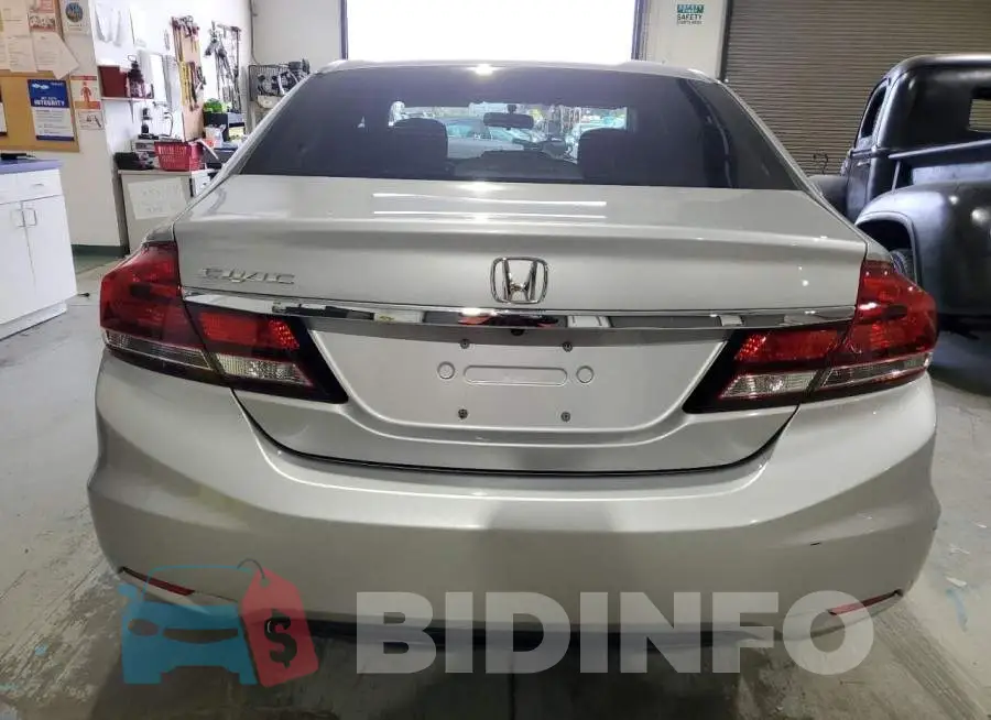 19XFB2F50EE070146 Photo# 6