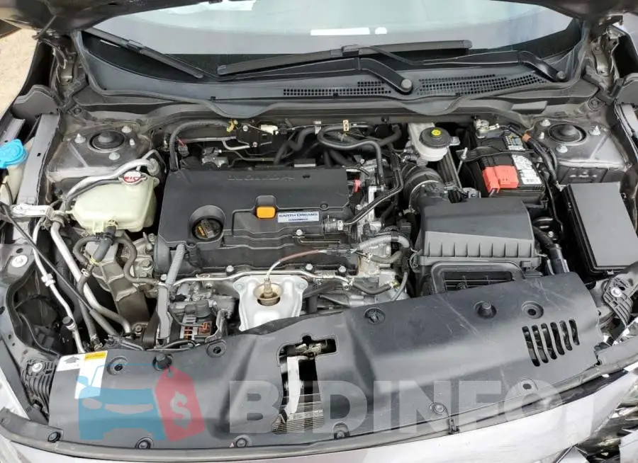 19XFC2F78JE041261 Photo# 11