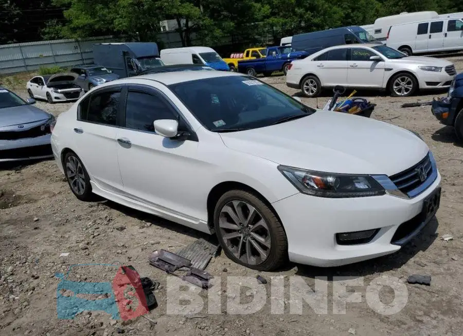 1HGCR2F53FA171377 Photo# 4