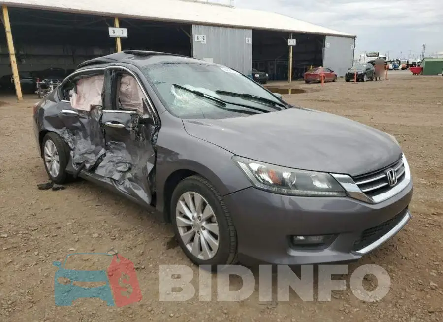1HGCR2F86EA242161 Photo# 4