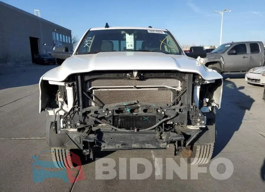 3C6UR5HJ6KG717445 Photo# 5