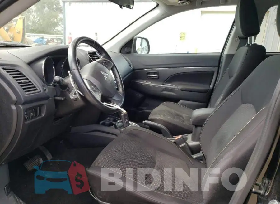 4A4AP4AU2FE055384 Photo# 7