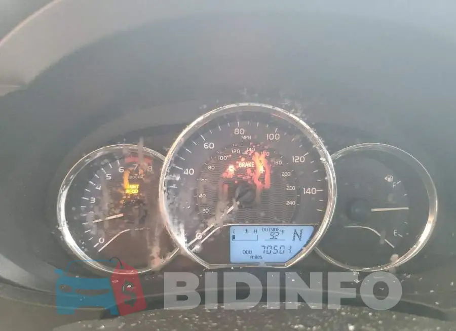 2T1BURHE0EC209527 Photo# 9