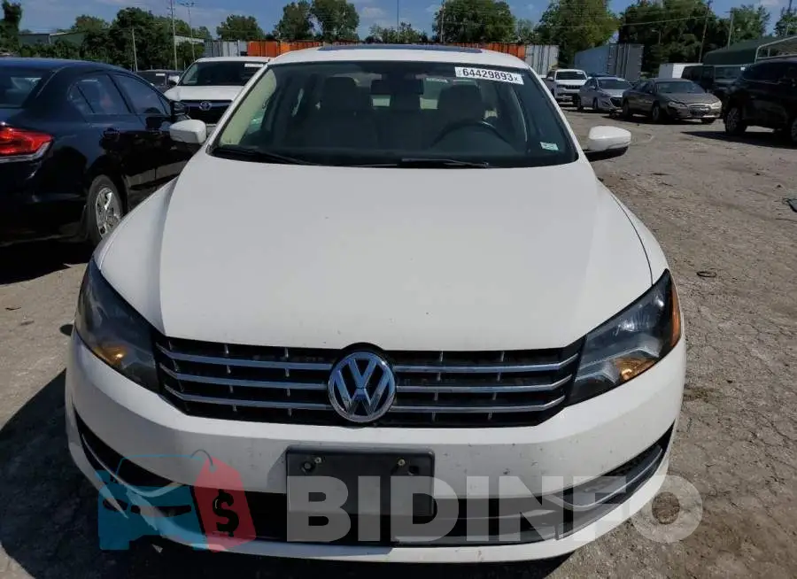 1VWBN7A38EC111782 Photo# 5