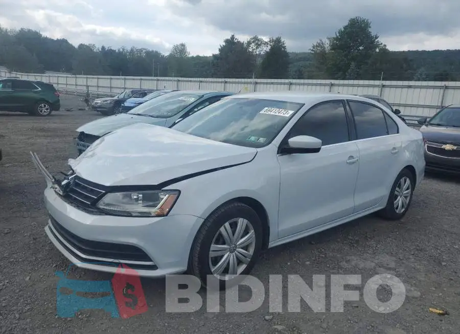 3VW167AJ3HM414656 Photo# 1