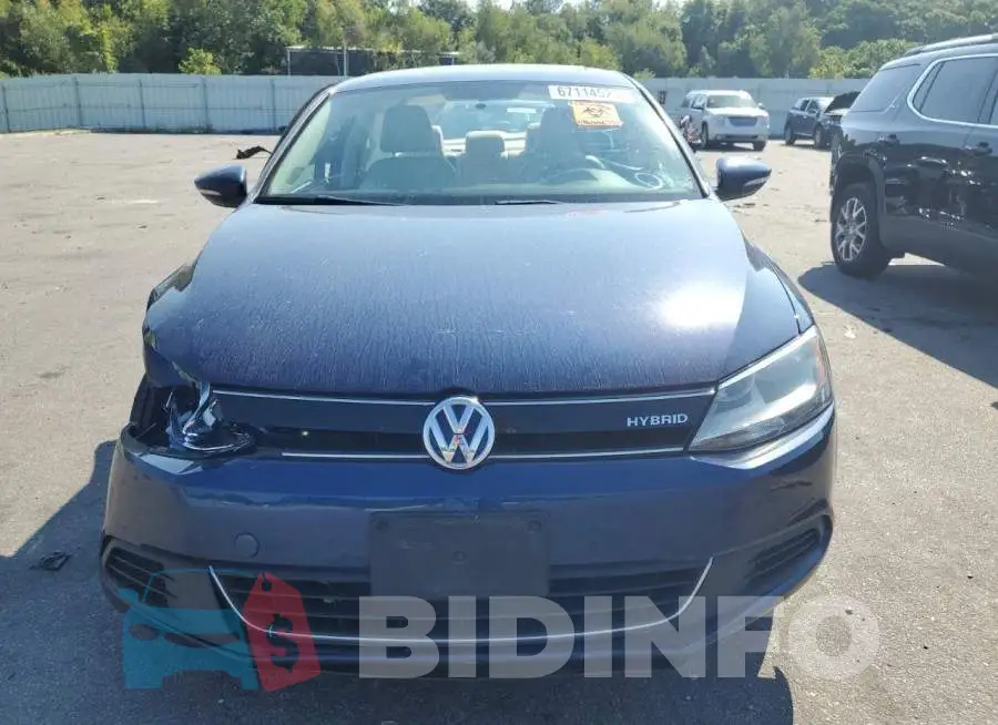 3VW637AJ3EM304152 Photo# 5