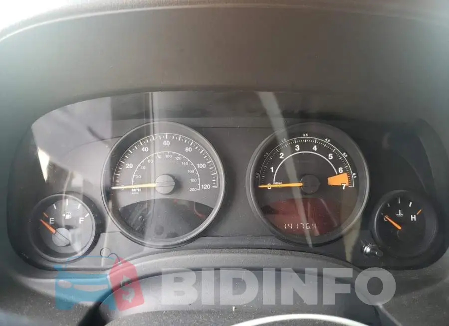 1C4NJPFB9ED737685 Photo# 9