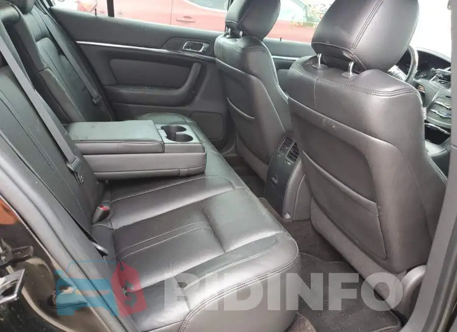 1LNHL9DK2EG602256 Photo# 10