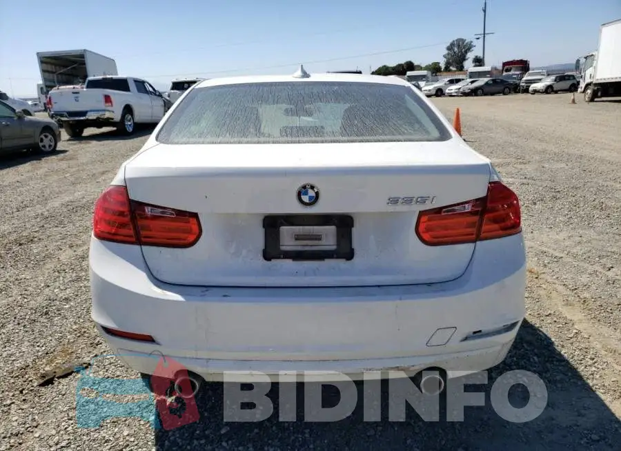WBA3A9G59FNT09636 Photo# 6