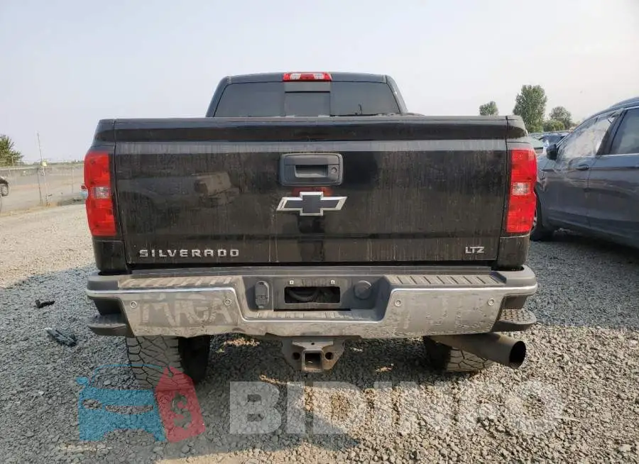 1GC1KWE8XFF581416 Photo# 6