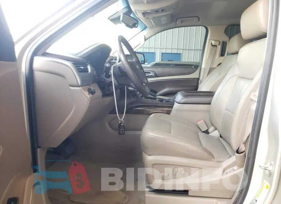 1GNSCBKC7GR137047 Photo# 7