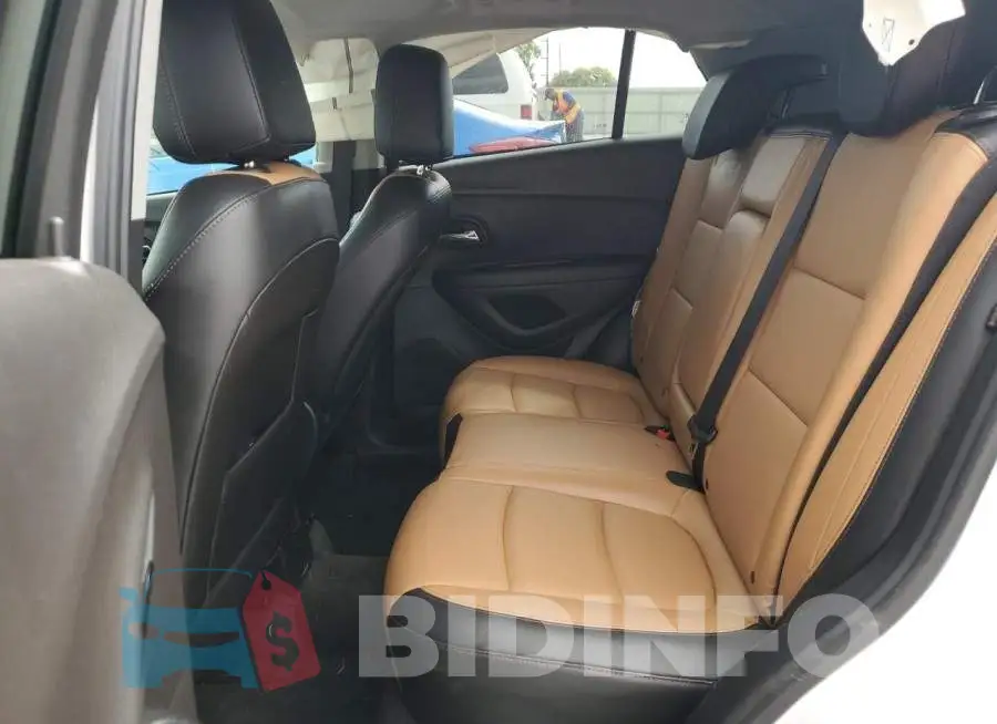 3GNCJRSB0HL289772 Photo# 11