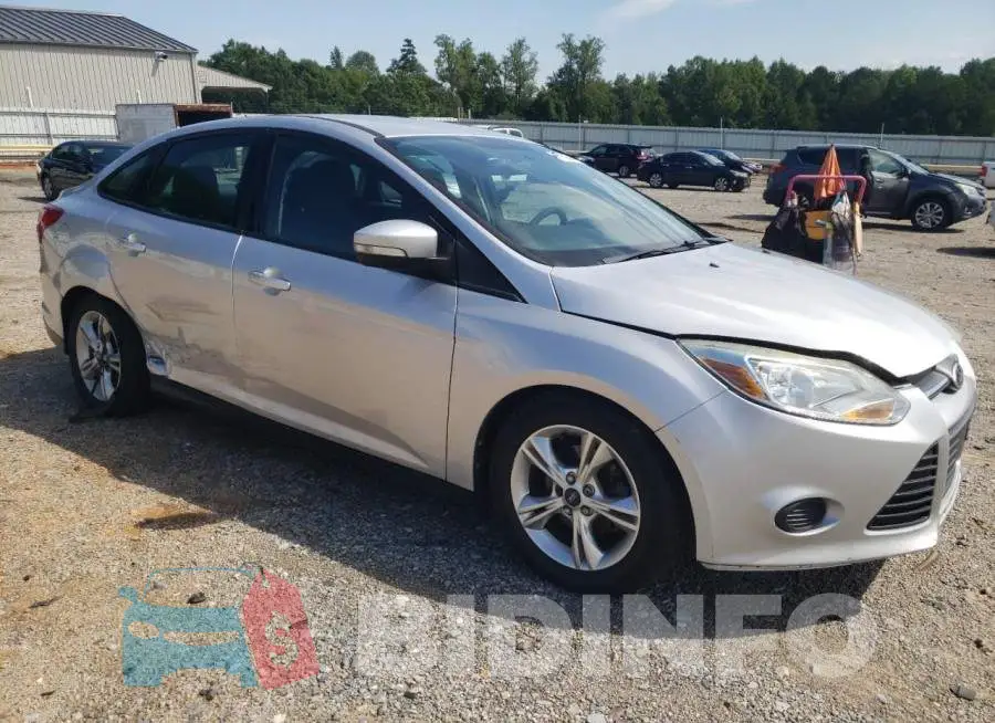 1FADP3F20EL202100 Photo# 4