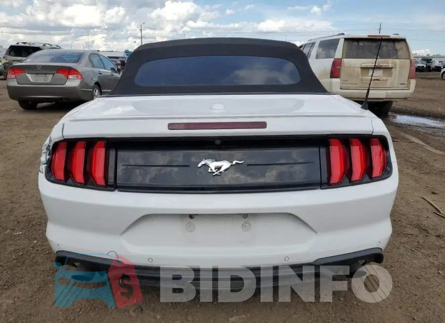 1FATP8UH5J5132821 Photo# 6