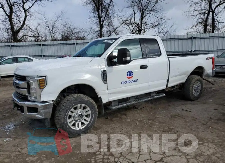 1FT7X2B65KEC51562 Photo# 1