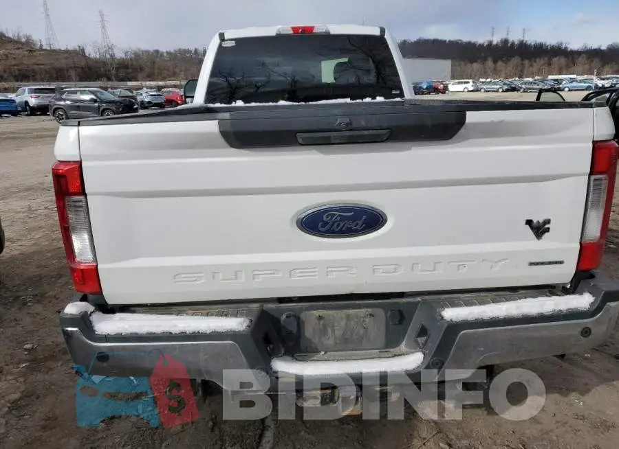 1FT7X2B65KEC51562 Photo# 6