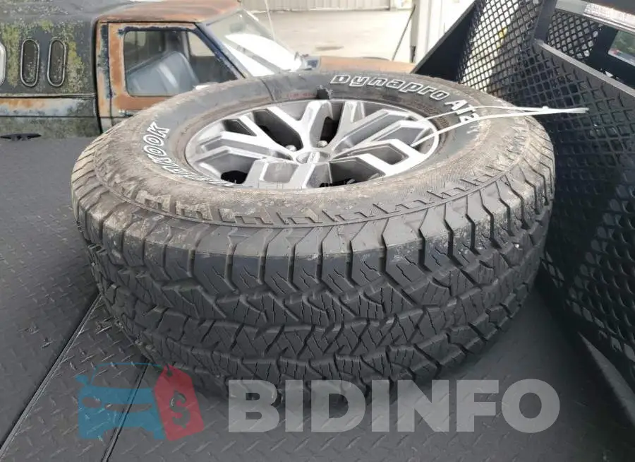 1FTFW1RG3HFA44727 Photo# 12