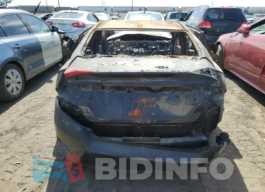 19XFC1F30HE211209 Photo# 6
