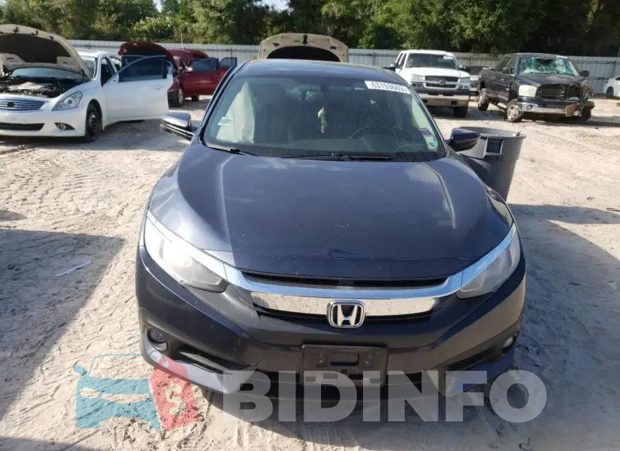 19XFC1F78HE028353 Photo# 5