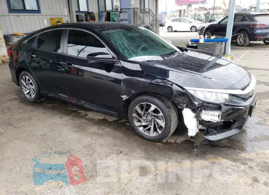 19XFC2F70HE215706 Photo# 4