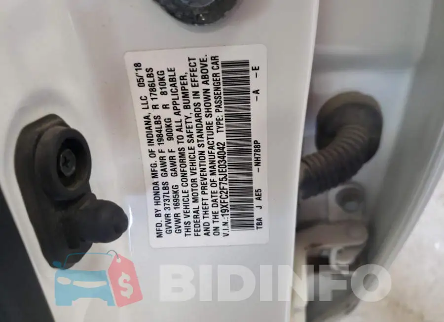 19XFC2F75JE034042 Photo# 12