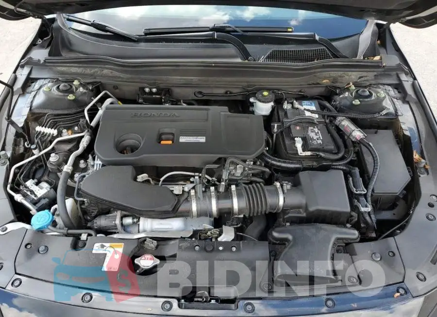 1HGCV2F31KA022552 Photo# 11