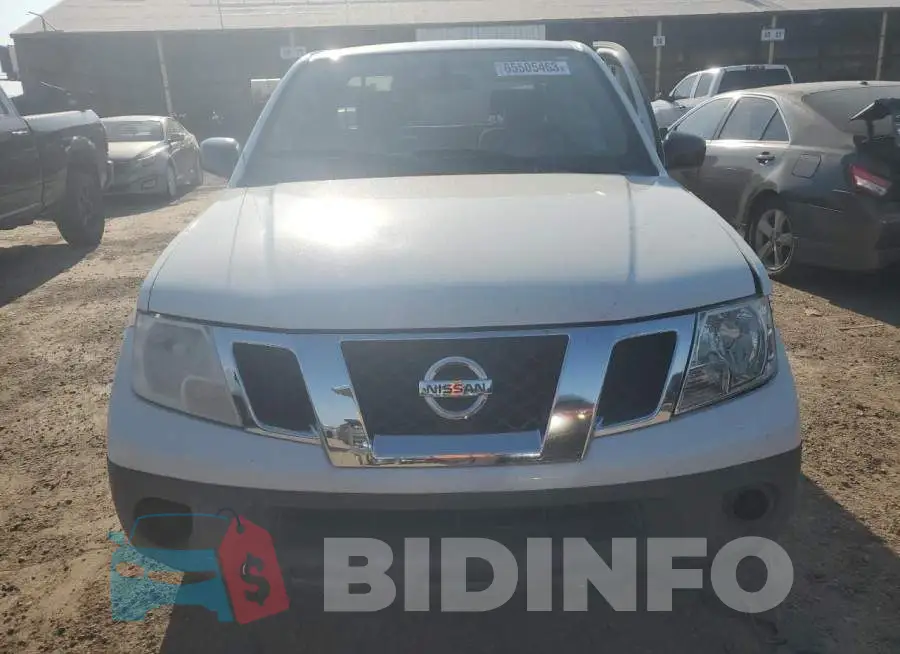 1N6BD0CT5HN738035 Photo# 5