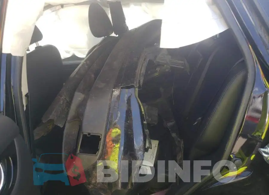 JN1BJ1CP6HW017207 Photo# 11