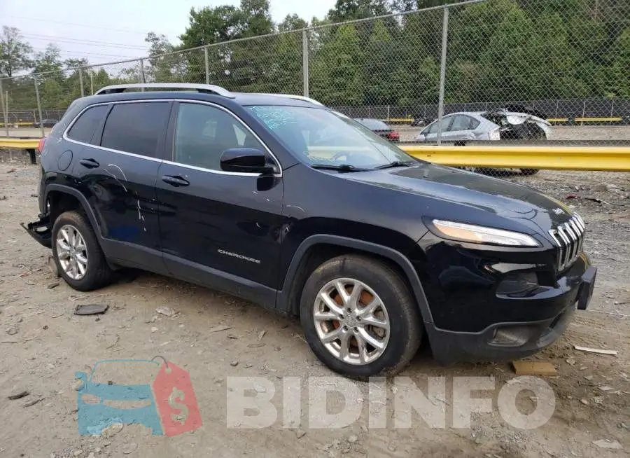 1C4PJLCB8JD504090 Photo# 4